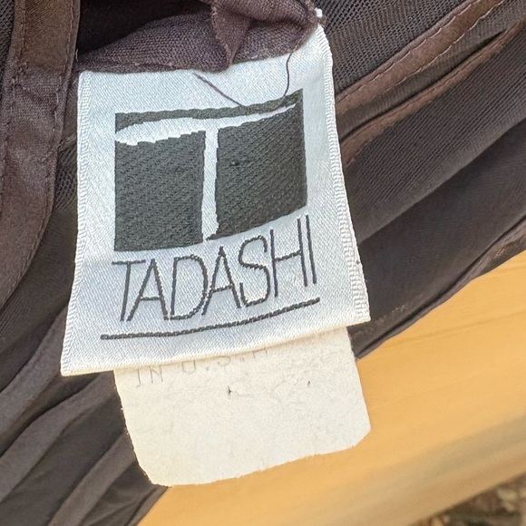 Tadashi Shoji Structured Illusion Flare Dress in Black Size Medium - Picture 4 of 7